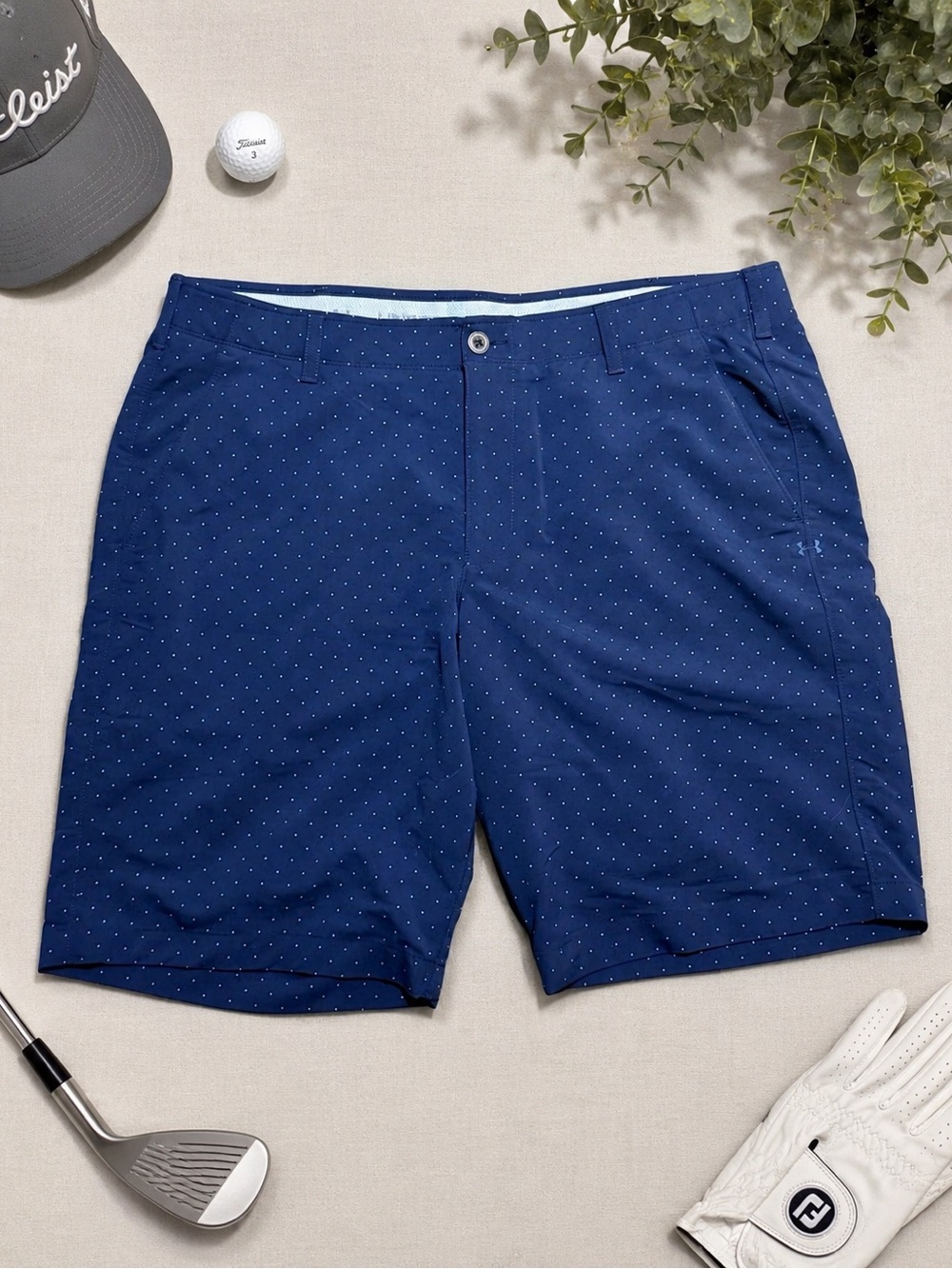 Under Armour Men's Heatgear Performance Golf Shorts Navy Blue Size 40